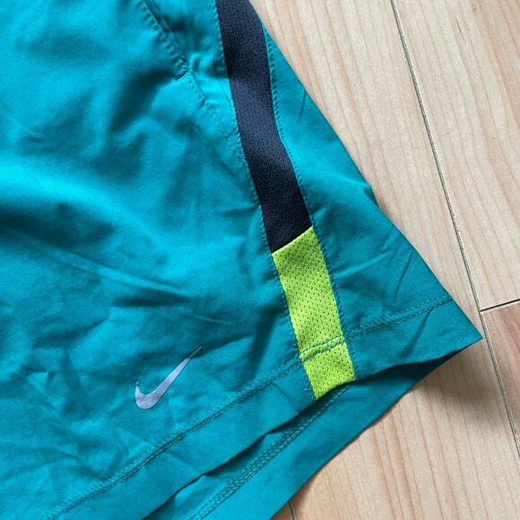 Nike Dri-Fit Running Shorts - Picture 2 of 5
